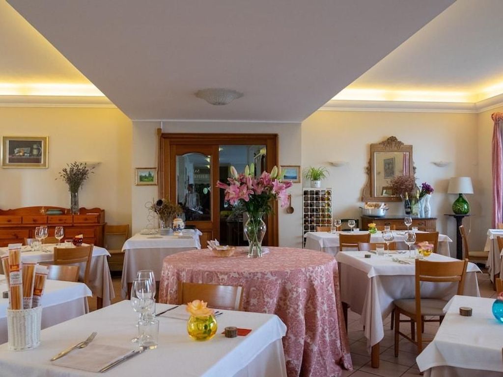 Hotel Ristorante Montallegro