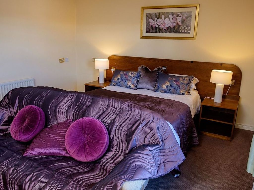 Charlemont Arms Hotel