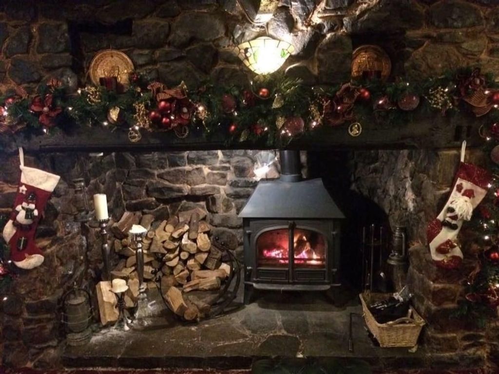 Greyhound Country Inn