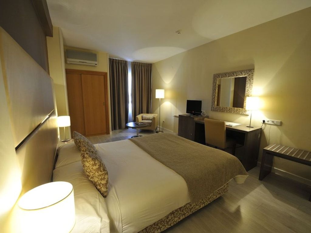 Hotel Puerta de Segovia
