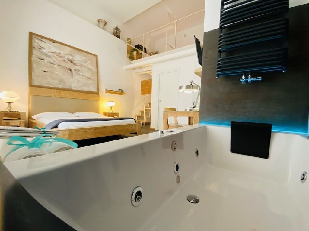Aquarooms
