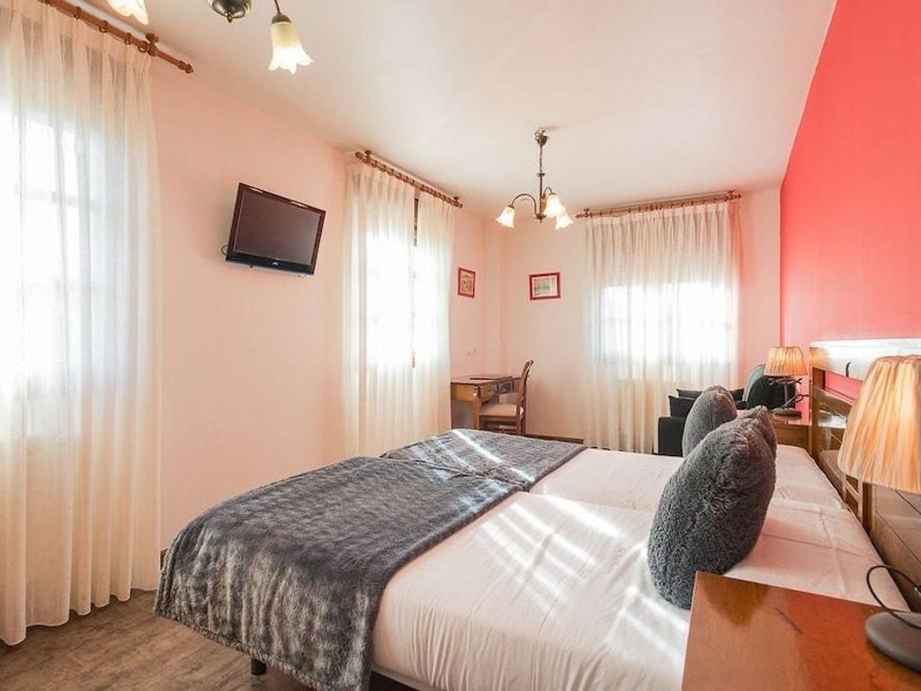 Hotel Rural Foncubierta
