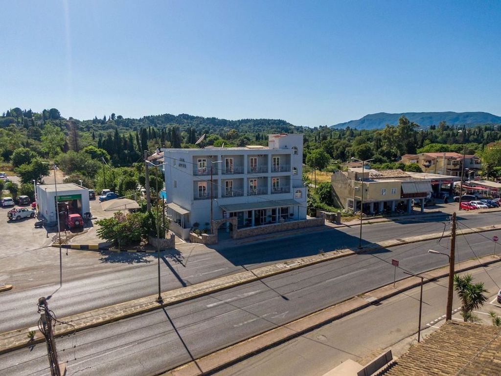 Angela Hotel and Apartments