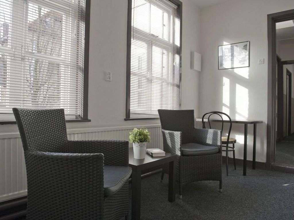 Hotel-O-Theek de Zwaan / Budgethotel