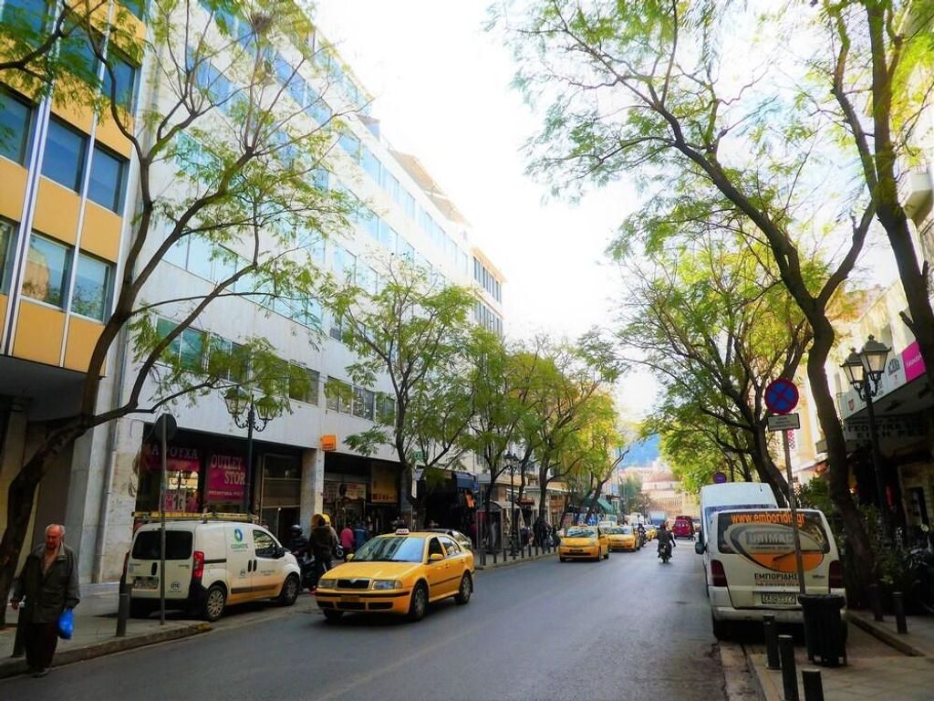 Fivos Hotel - Hostel