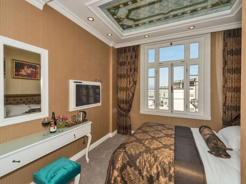 Alpek Hotel
