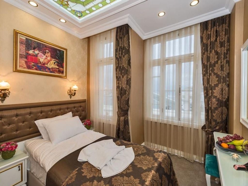 Alpek Hotel