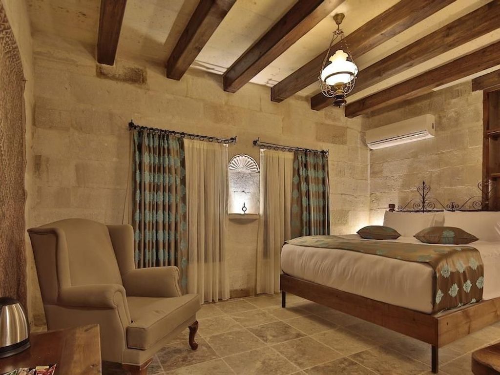 Aren Cave Hotel