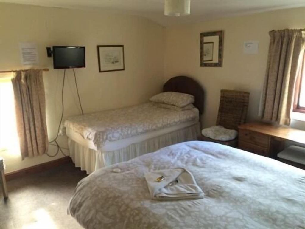 Fox & Hounds Inn