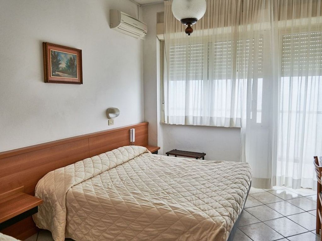 Hotel Caesar (Bed and Breakfast)
