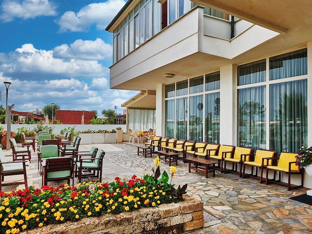 Hotel Caesar (Bed and Breakfast)