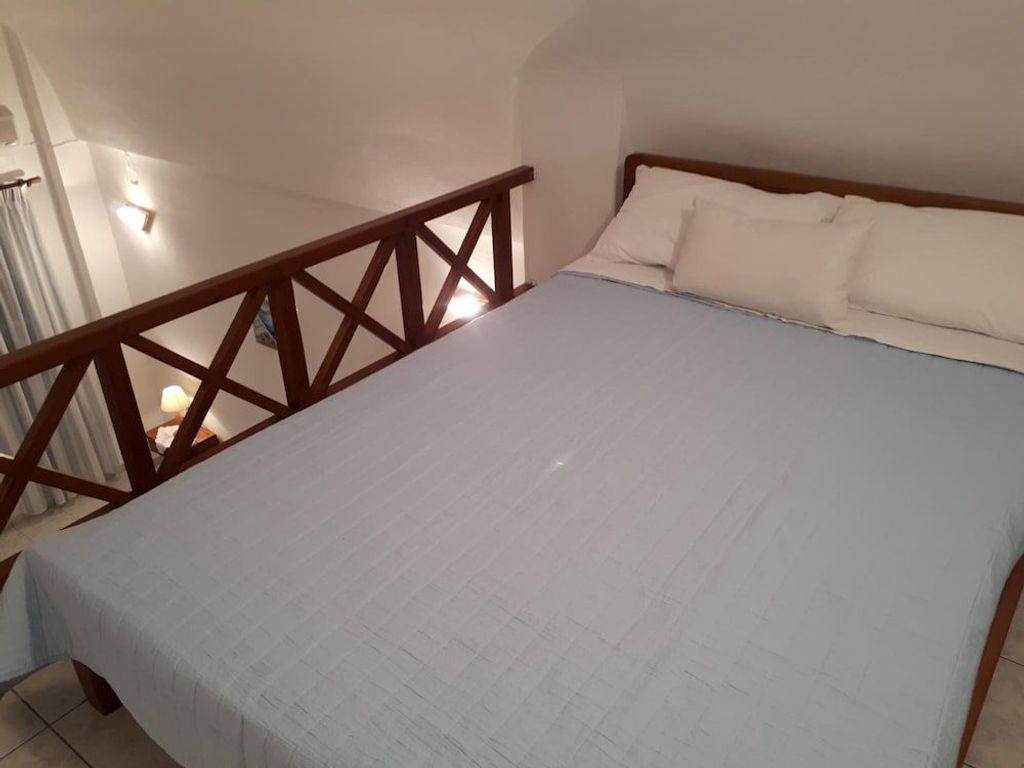 Paradisos Oia