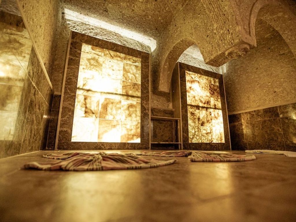 Oread Cave Suites