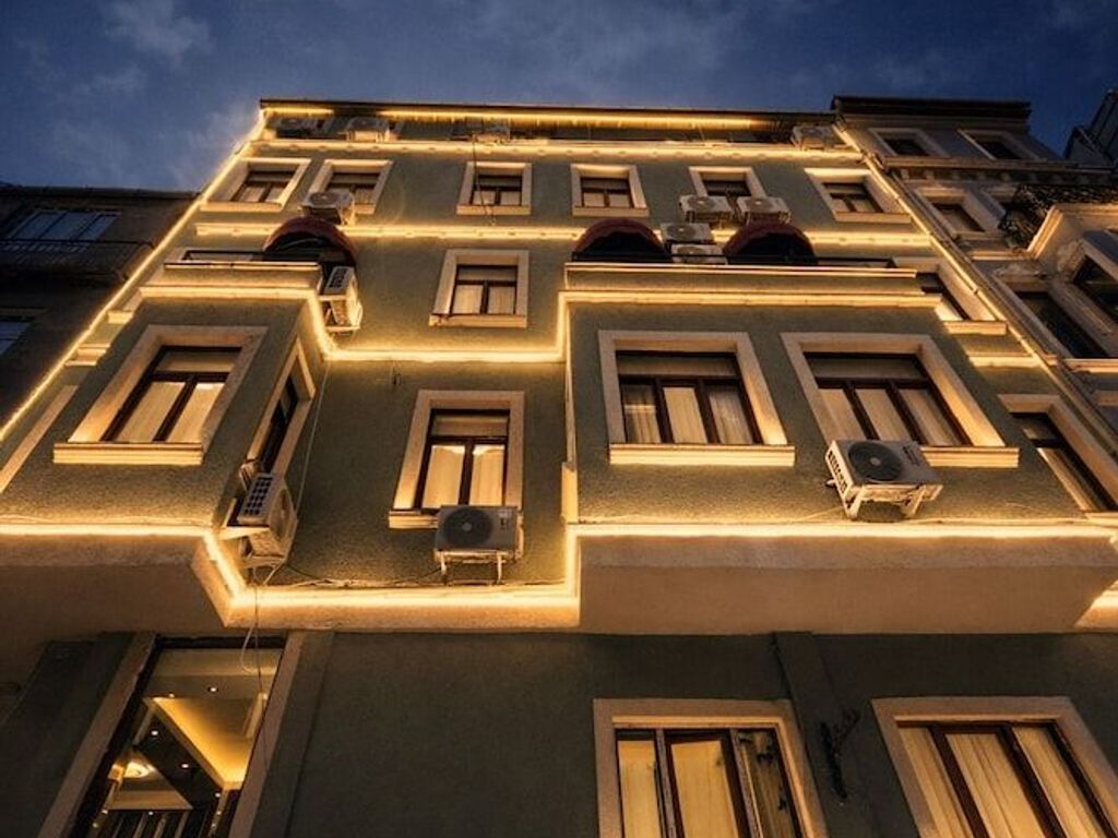 Taksim Peradise Hotel