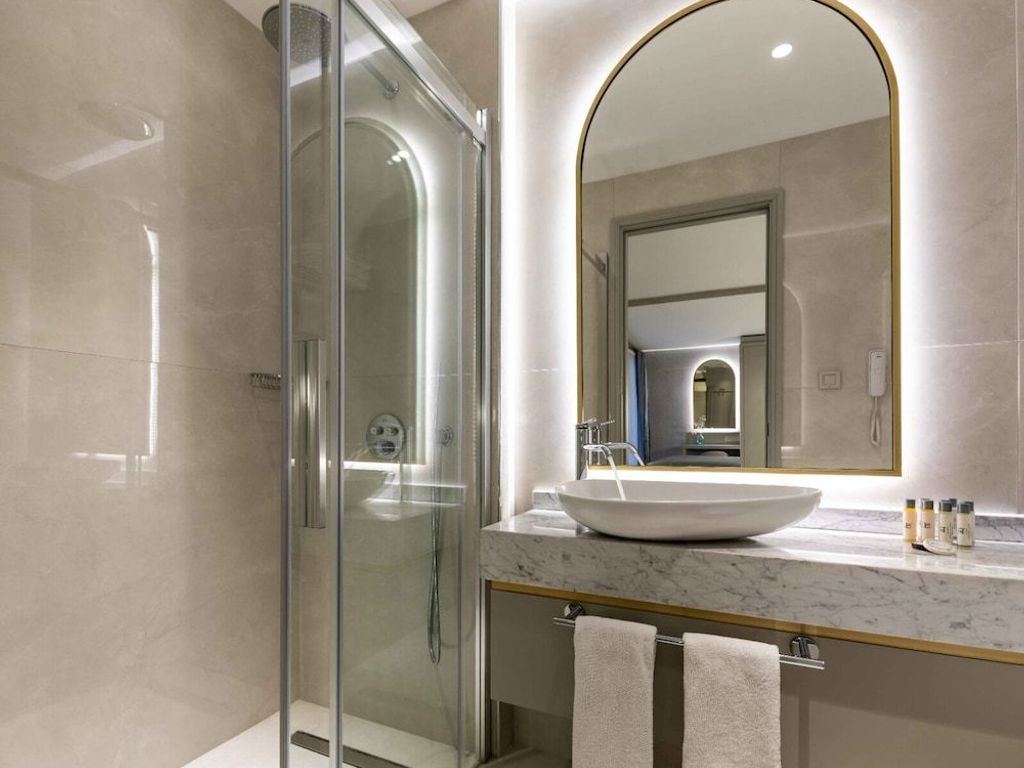 Genova Hotel