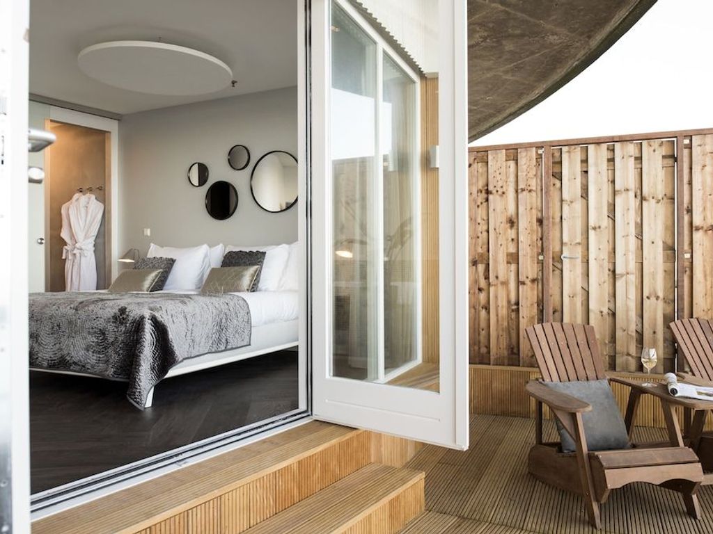 De Pier Suites