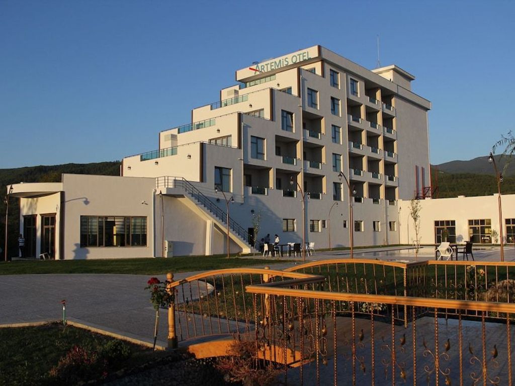 Erzin Artemis Otel