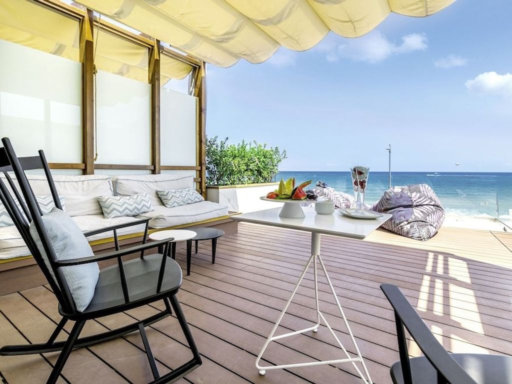 Dyo Suites