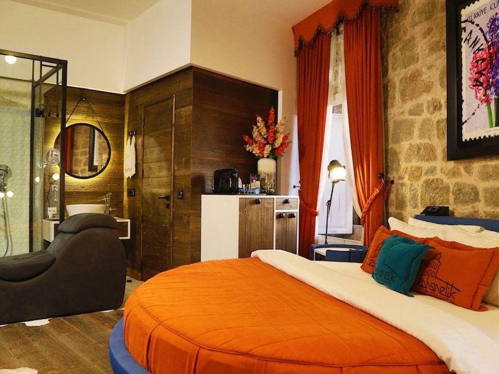 Cephanelik Hotel