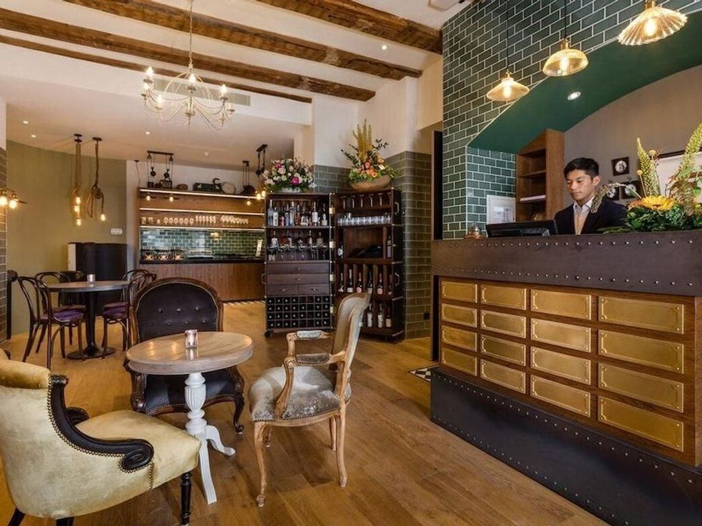 The Hendrick's Hotel