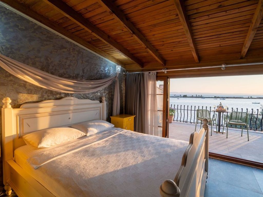 Ra Otel