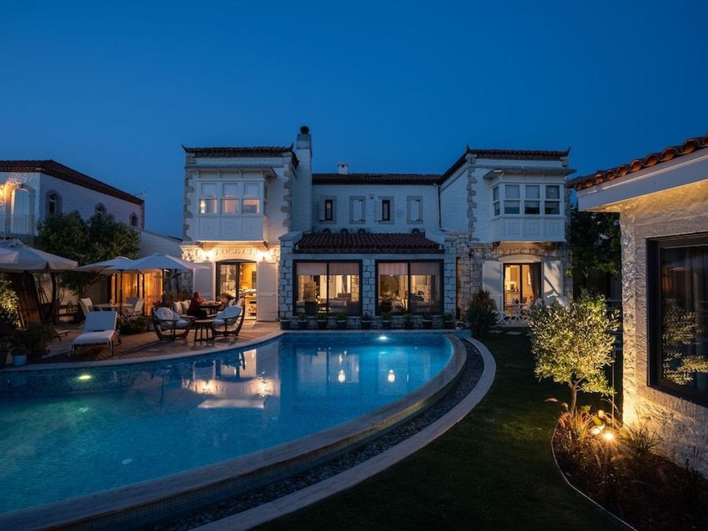 Sedirli Ev Alacati