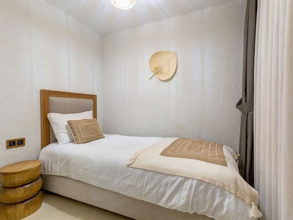 Navalia Otel