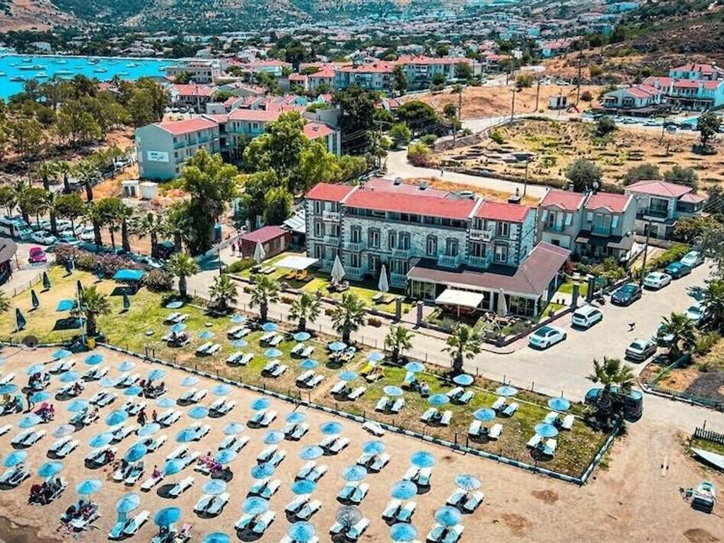 Navalia Otel