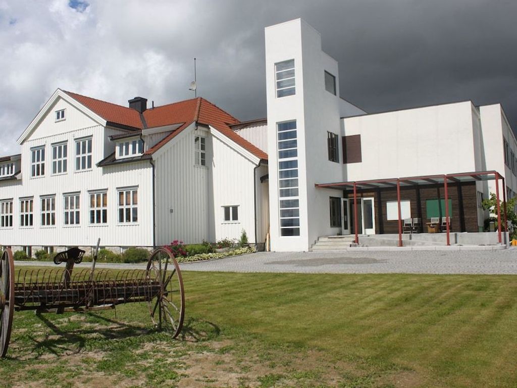 Elton Hotel