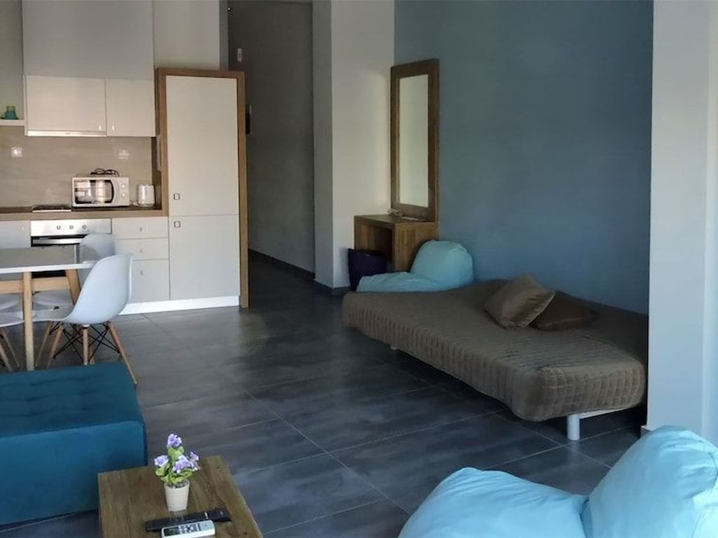 Derveni Luxury Apartments
