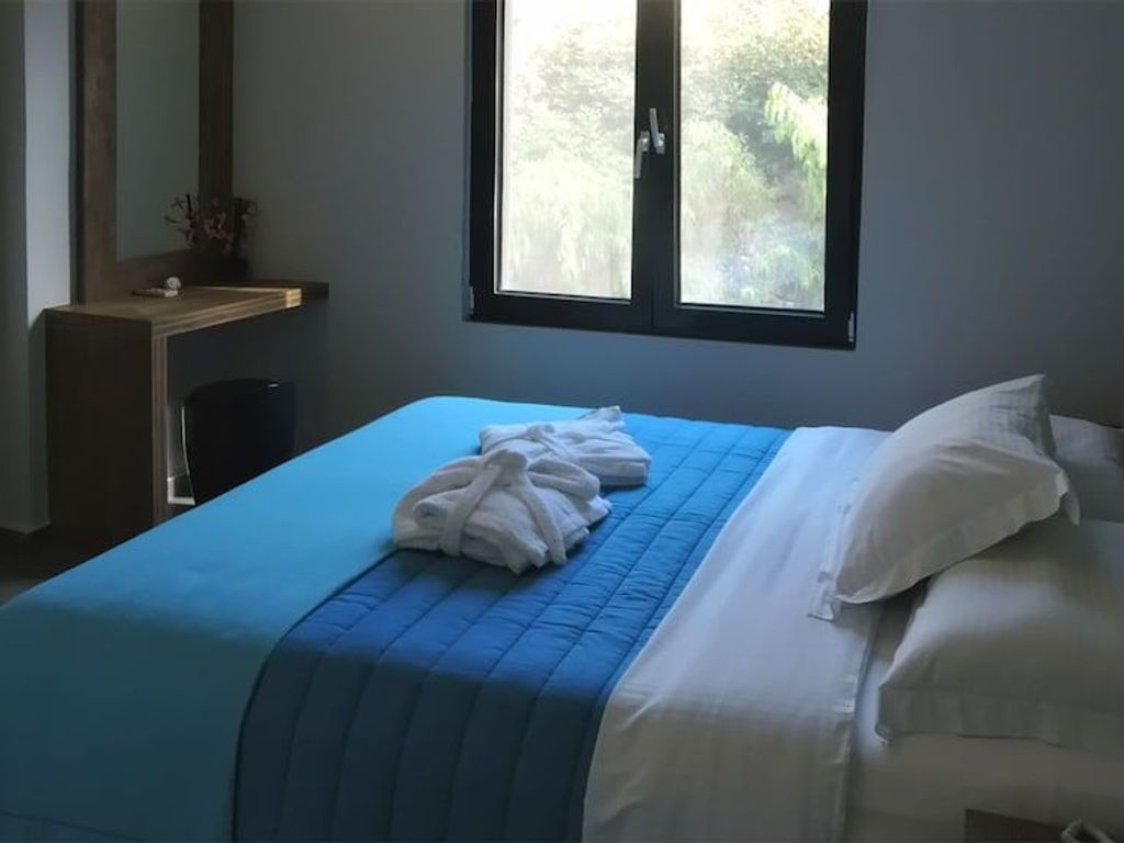 Derveni Luxury Apartments