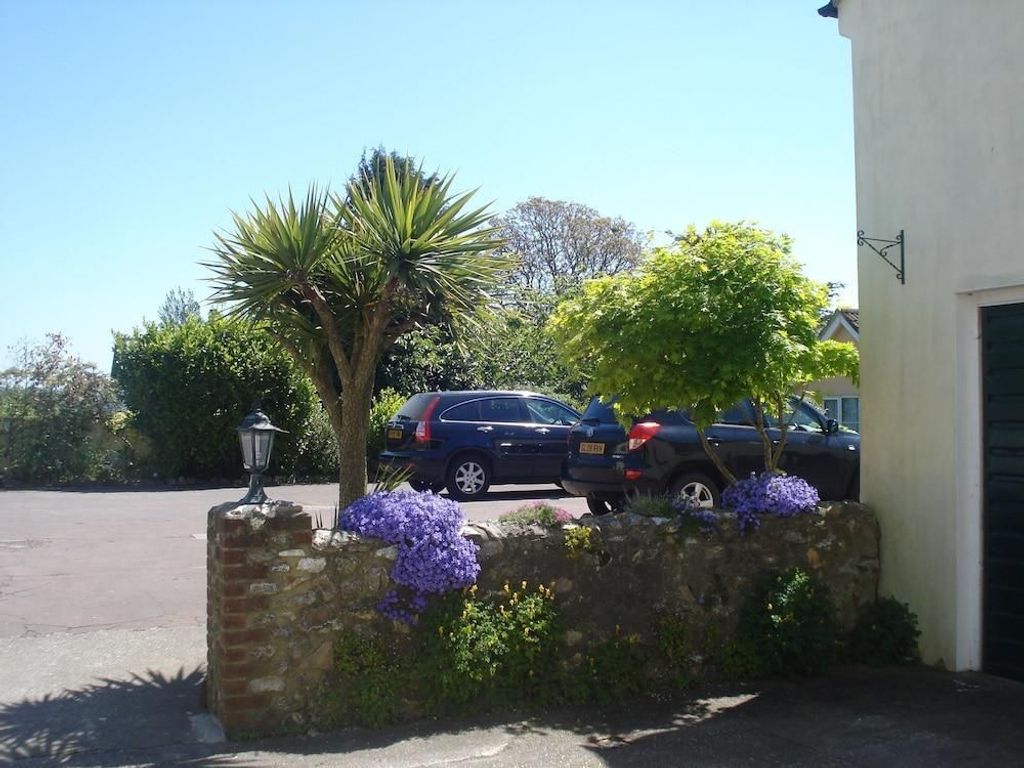 Watermead Guest House
