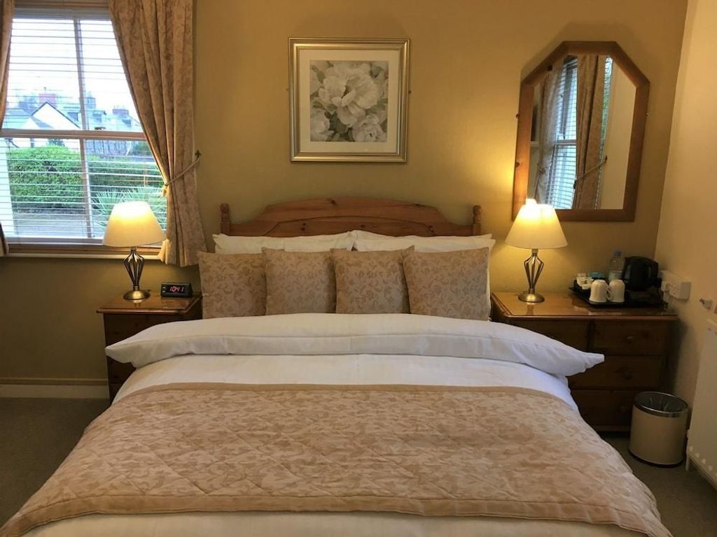 Watermead Guest House