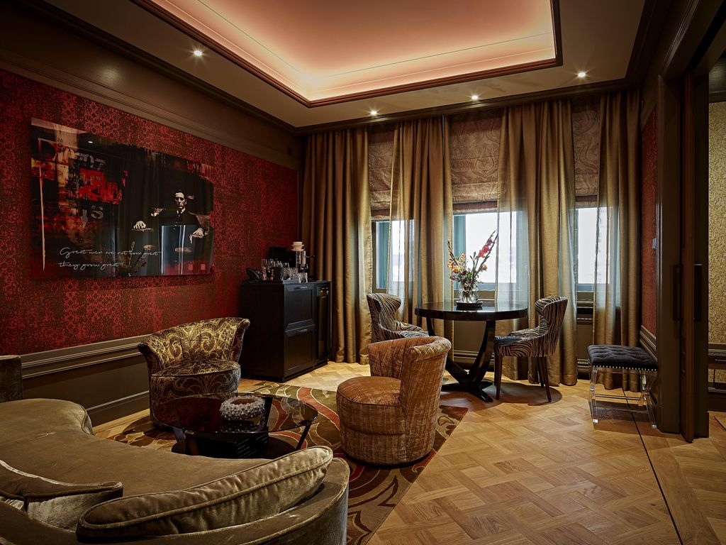 TwentySeven Hotel