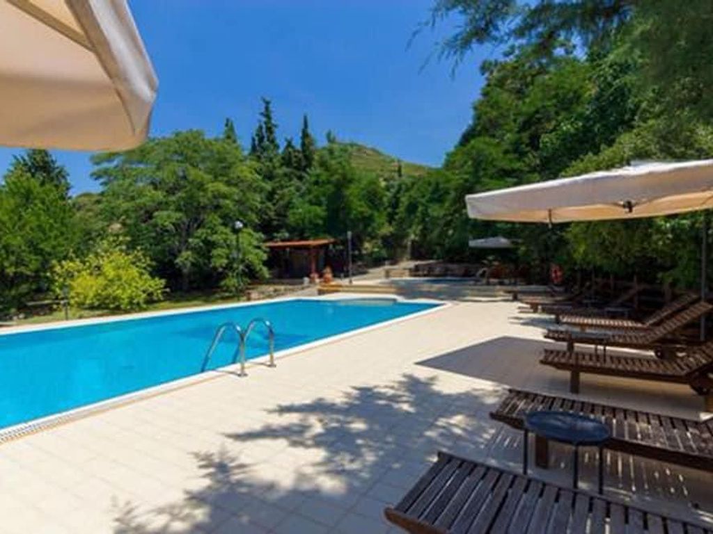 FilosXenia Roxani Country House Hotel