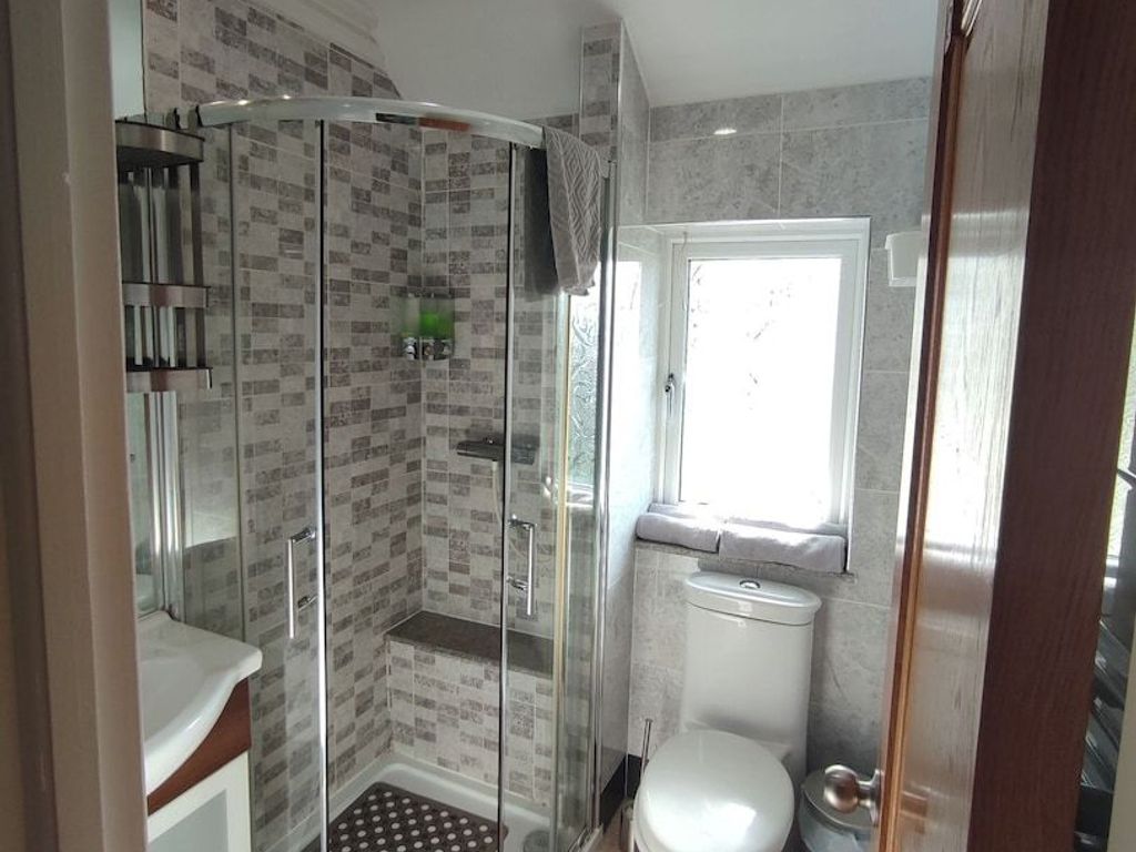 DUBLIN AIRPORT / BEAUMONT HOSPITAL Marie’s Bed and Breakfast