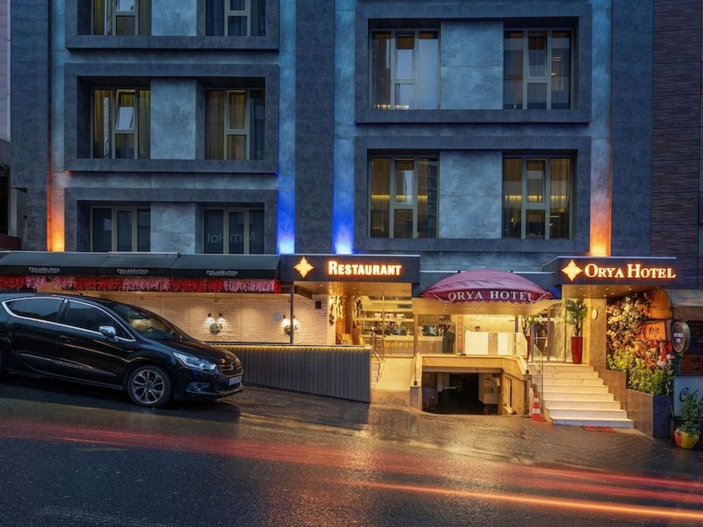 Orya Hotel