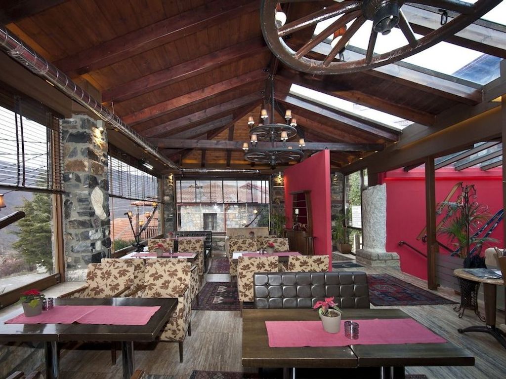 Lithos Hotel & Spa
