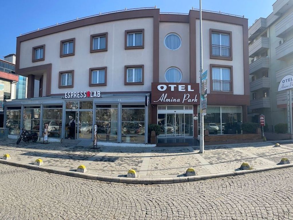 Hotel Almina Park