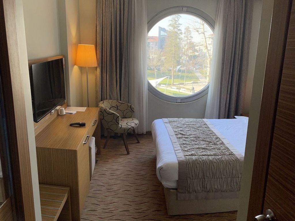 Hotel Almina Park