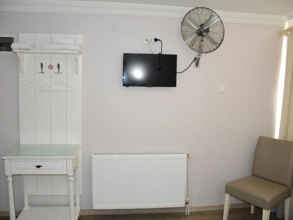 Burhaniye Merkez Otel