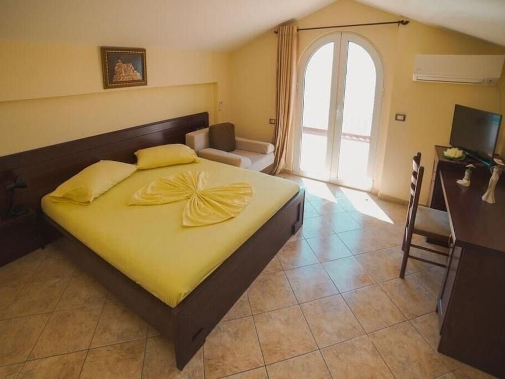 Hotel Serxhio