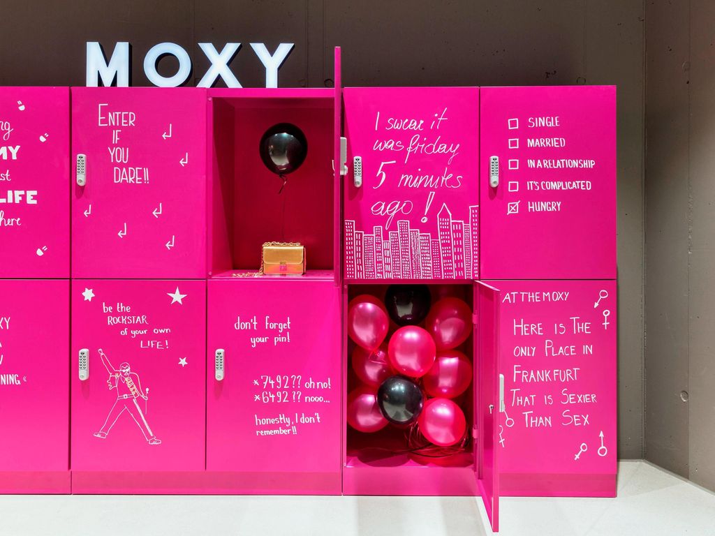 Moxy Frankfurt City Center