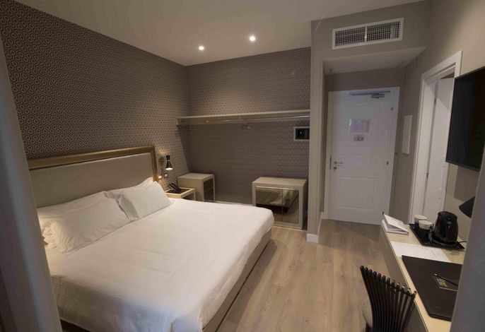 Caruso Place Boutique & Wellness Suites