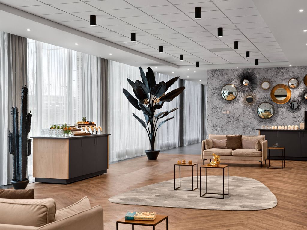 Renaissance Amsterdam Schiphol Airport Hotel
