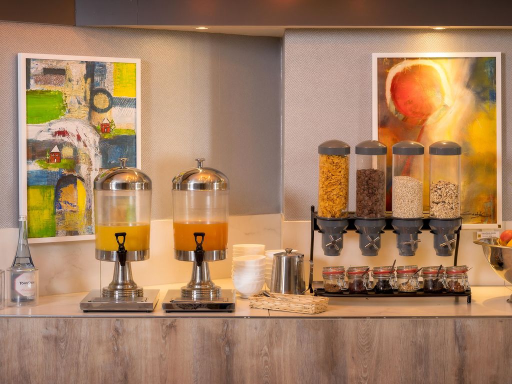 Four Stars by City Hotel
