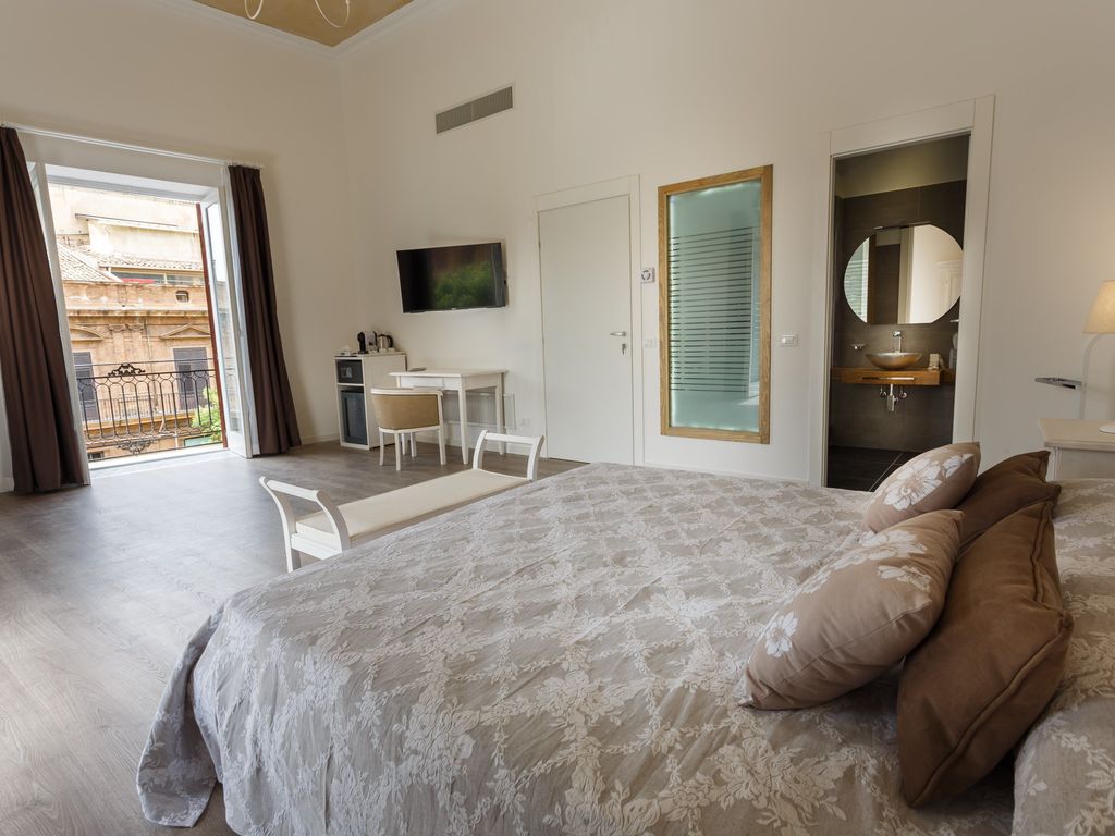 Porta Maqueda B&B