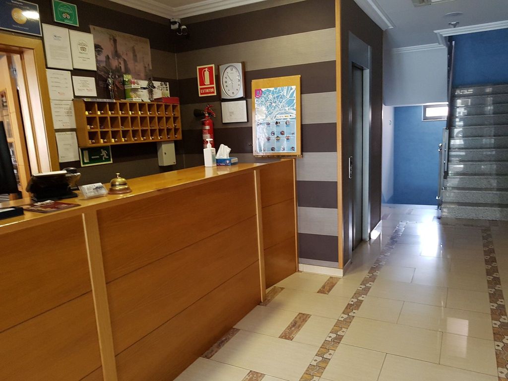 Hotel Reina Isabel