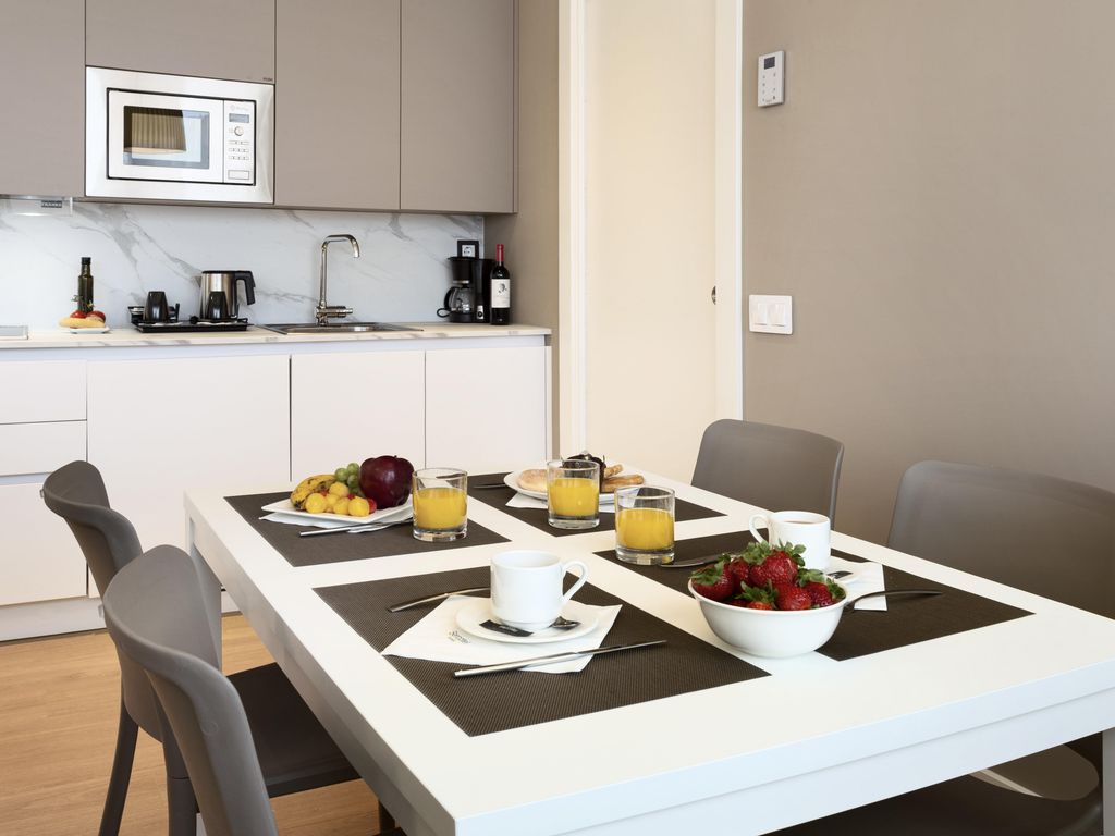 Sercotel Logrono Suites
