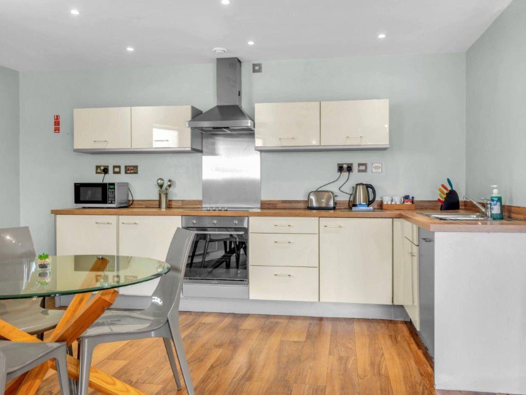 Roomzzz Leeds Headingley